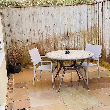 Twin Gates Annexe Apartment Falmouth Exterior photo
